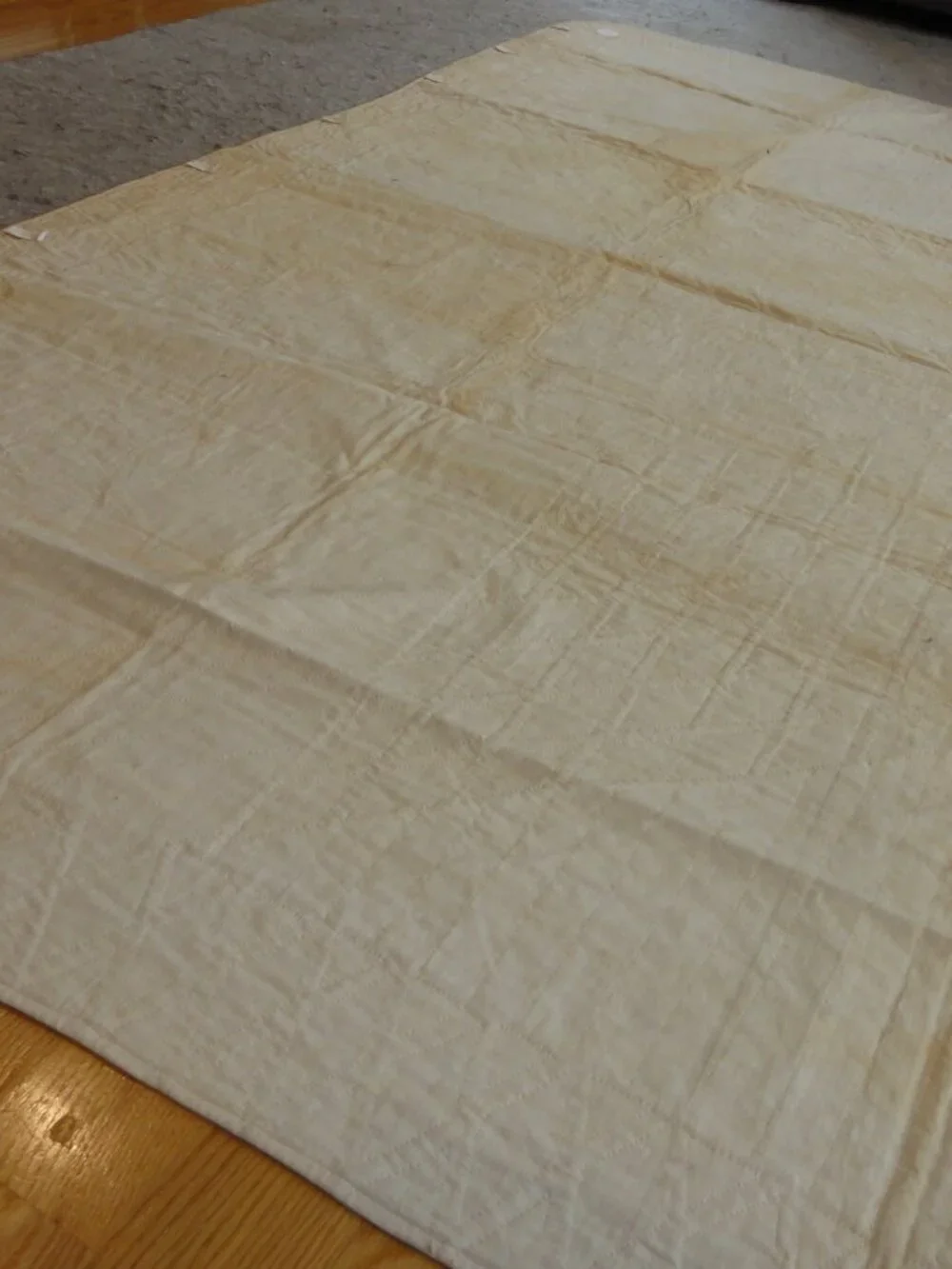 Vintage Red, White Patterned Quilt VERY GOOD CONDITION!